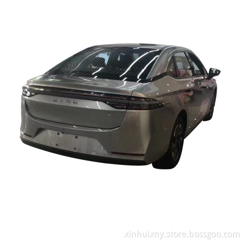 Hot sale  of high-speed electric vehicles gac-aion S new energy vehicles